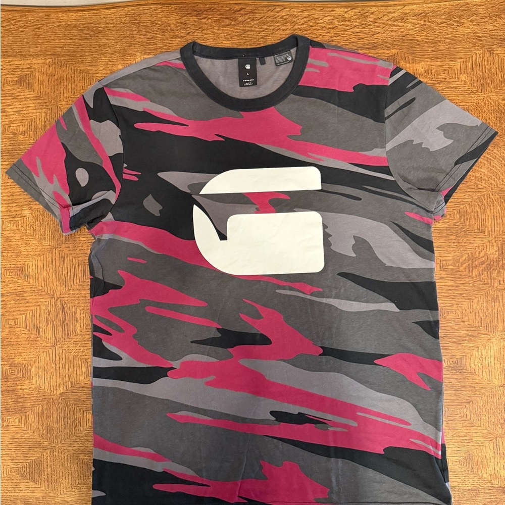 G-Star Black and Gray Short Sleeve Tee with Urban Camouflage